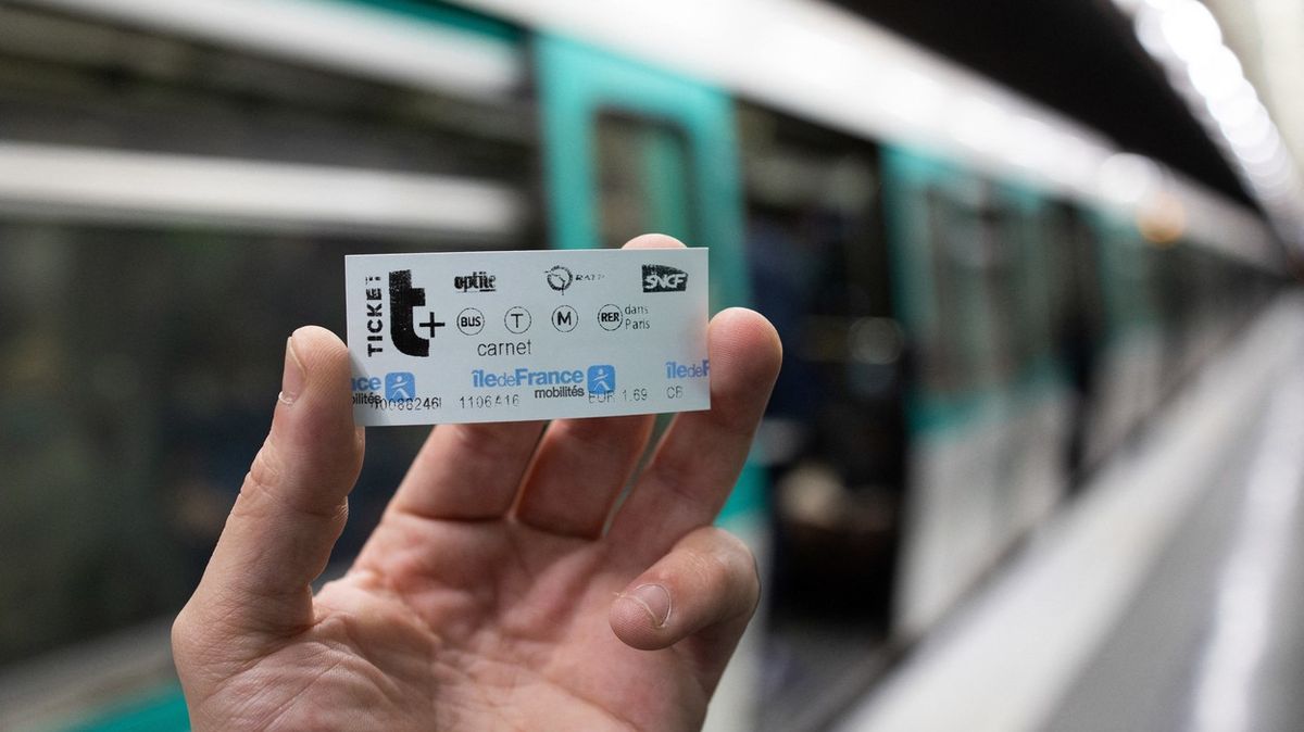 Konečná pro papírové jízdenky v pařížském metru se blíží, nahradí je elektronika